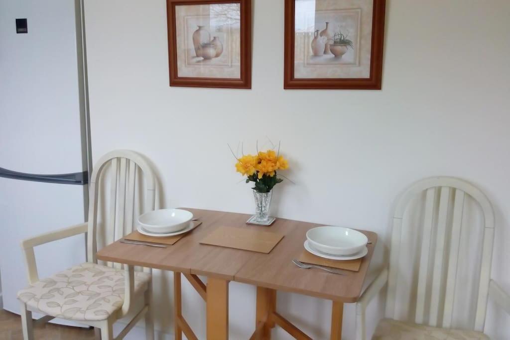 Coastal Garden Lodge Preesall Bagian luar foto